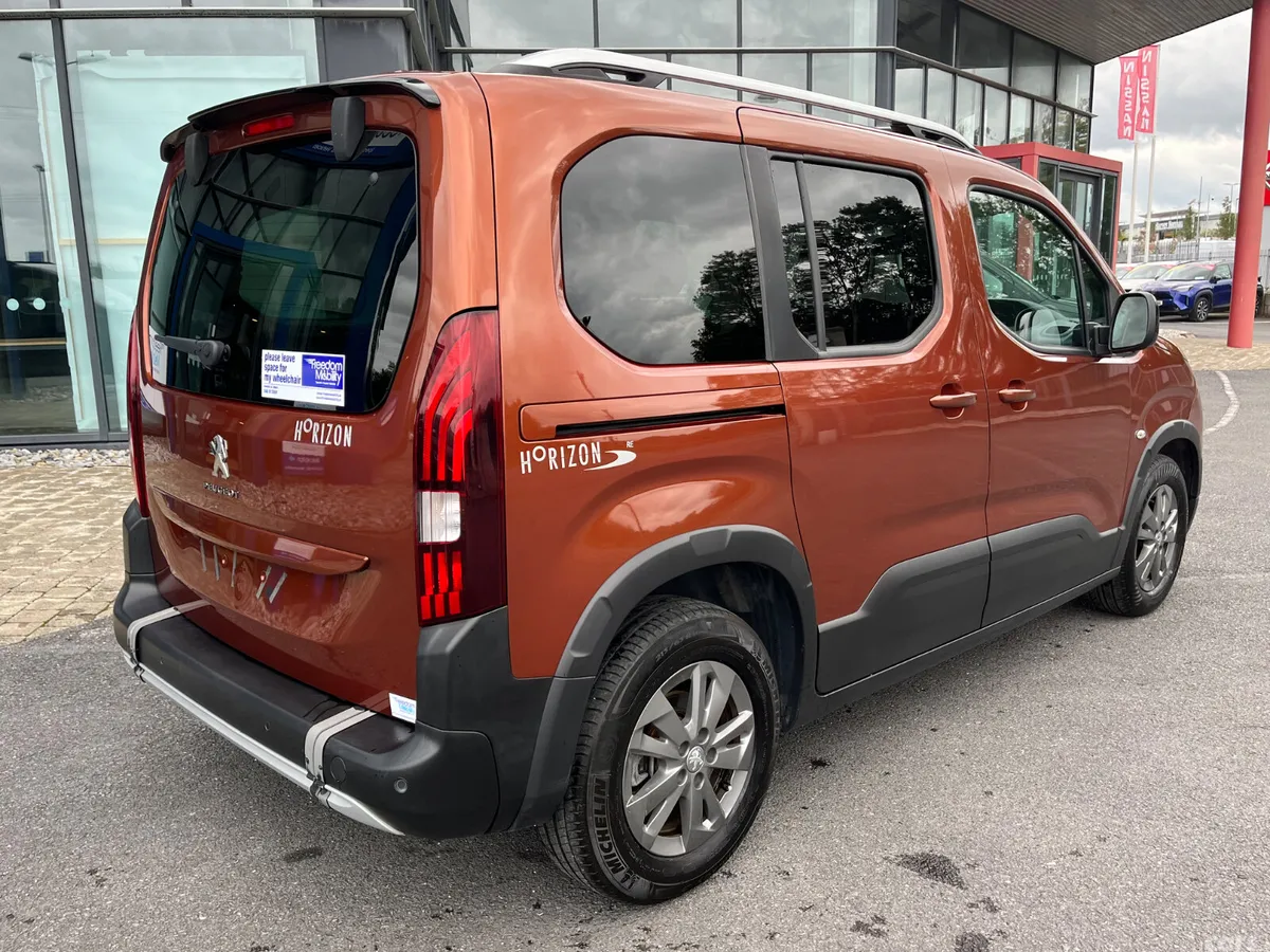 Peugeot Rifter MPV, Diesel, 2022, Bronze