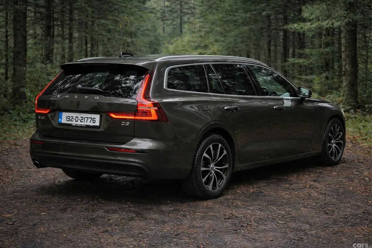 Volvo V60 Estate, Diesel, 2019, Grey