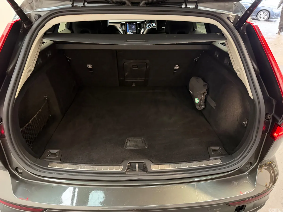 Volvo V60 Estate, Diesel, 2019, Grey