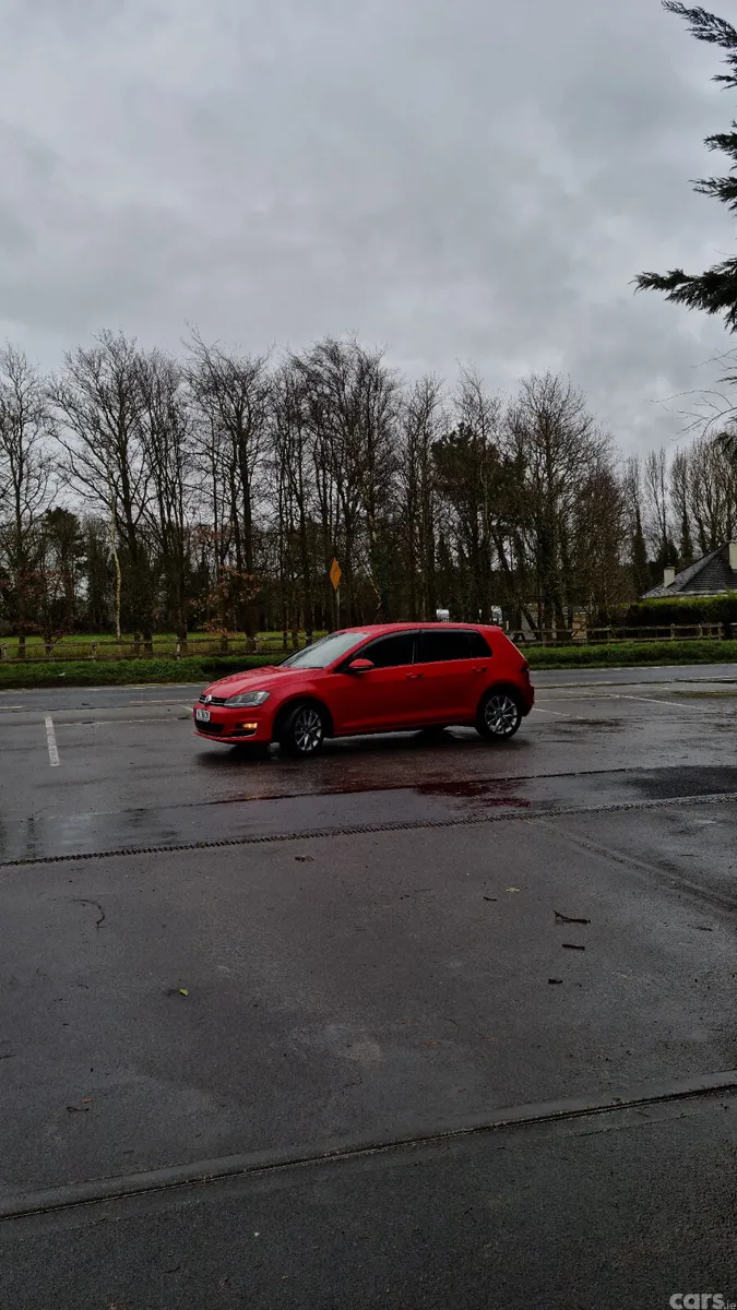 Volkswagen Golf Hatchback, Petrol, 2014, Red