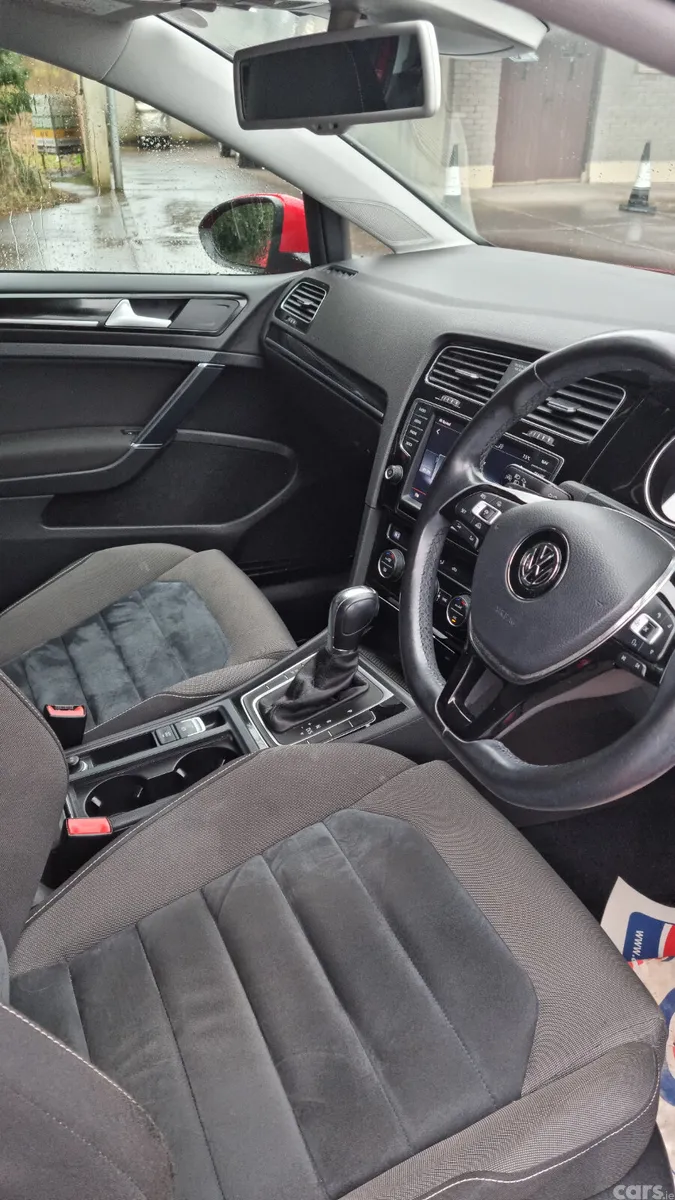 Volkswagen Golf Hatchback, Petrol, 2014, Red