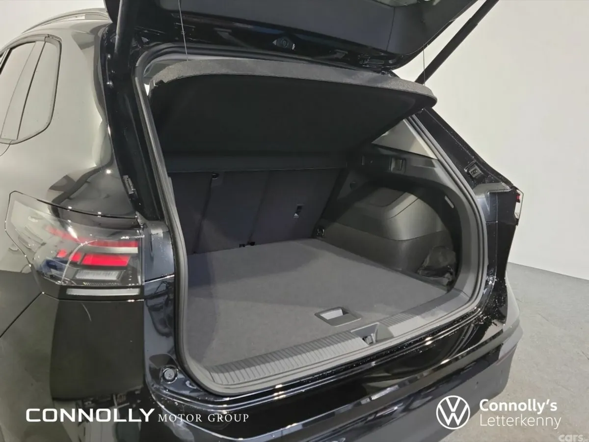 Volkswagen Tiguan SUV, Petrol Hybrid, 2026, Black