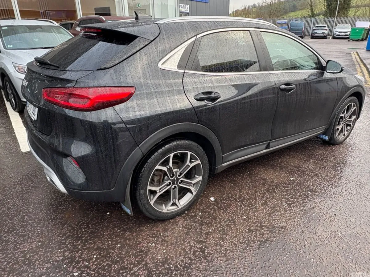 Kia XCeed Hatchback, Petrol Plug-in Hybrid, 2022, Black