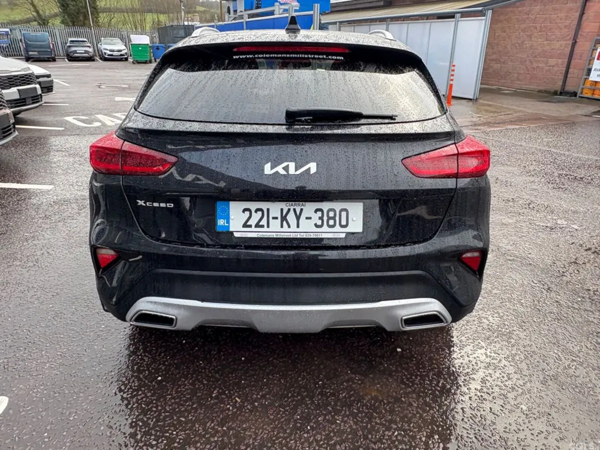 Kia XCeed Hatchback, Petrol Plug-in Hybrid, 2022, Black