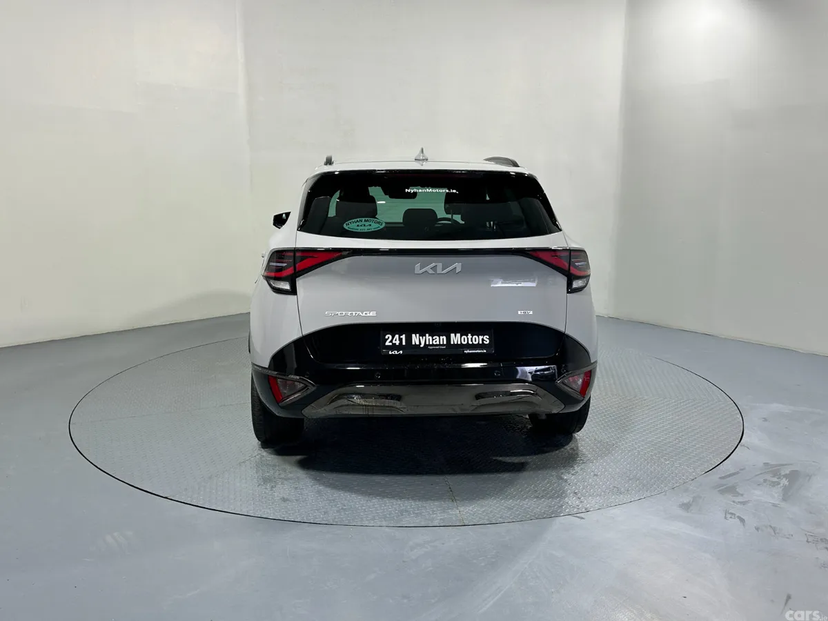 Kia Sportage SUV, Petrol Hybrid, 2024, Grey