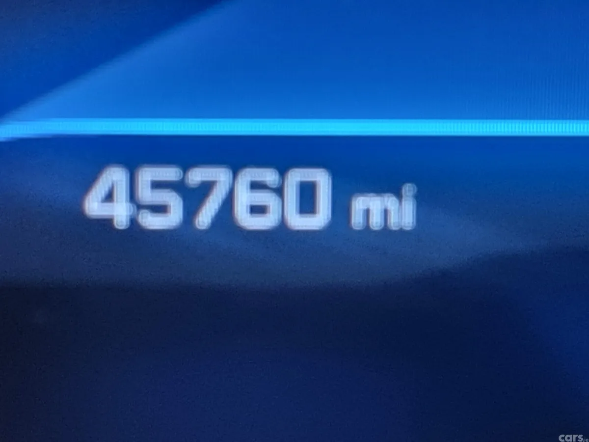 Peugeot 3008 MPV, Petrol, 2021, Red