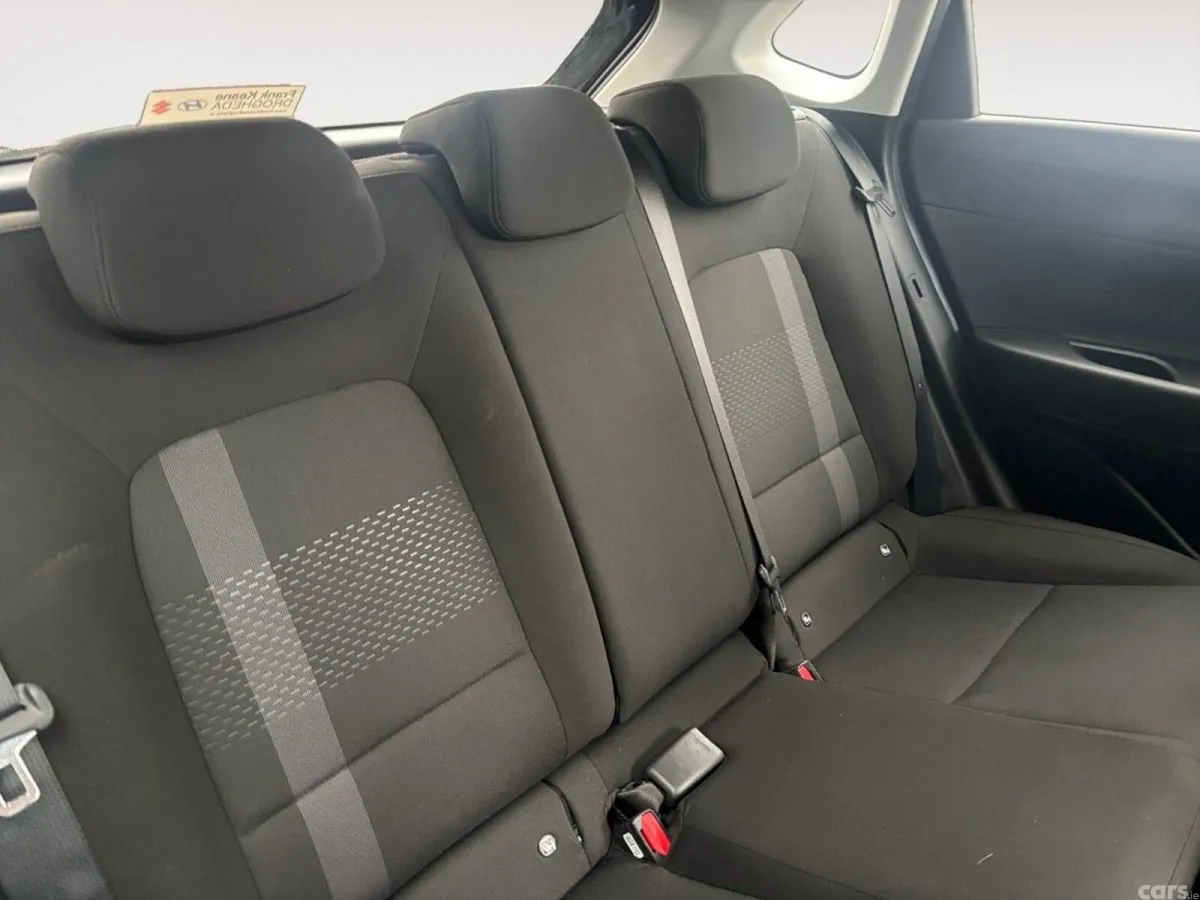 Hyundai i20 Hatchback, Petrol, 2024, Black