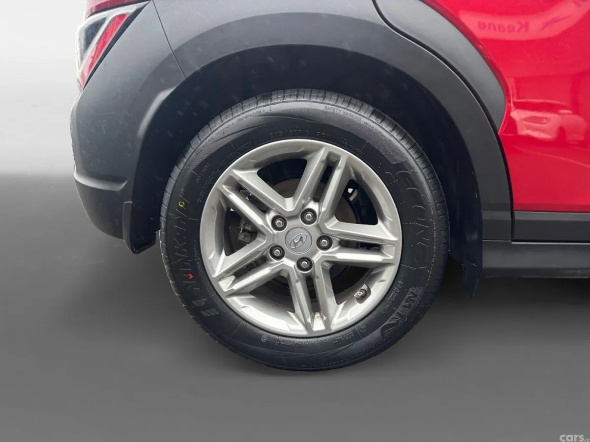 Hyundai KONA MPV, Petrol, 2023, Red