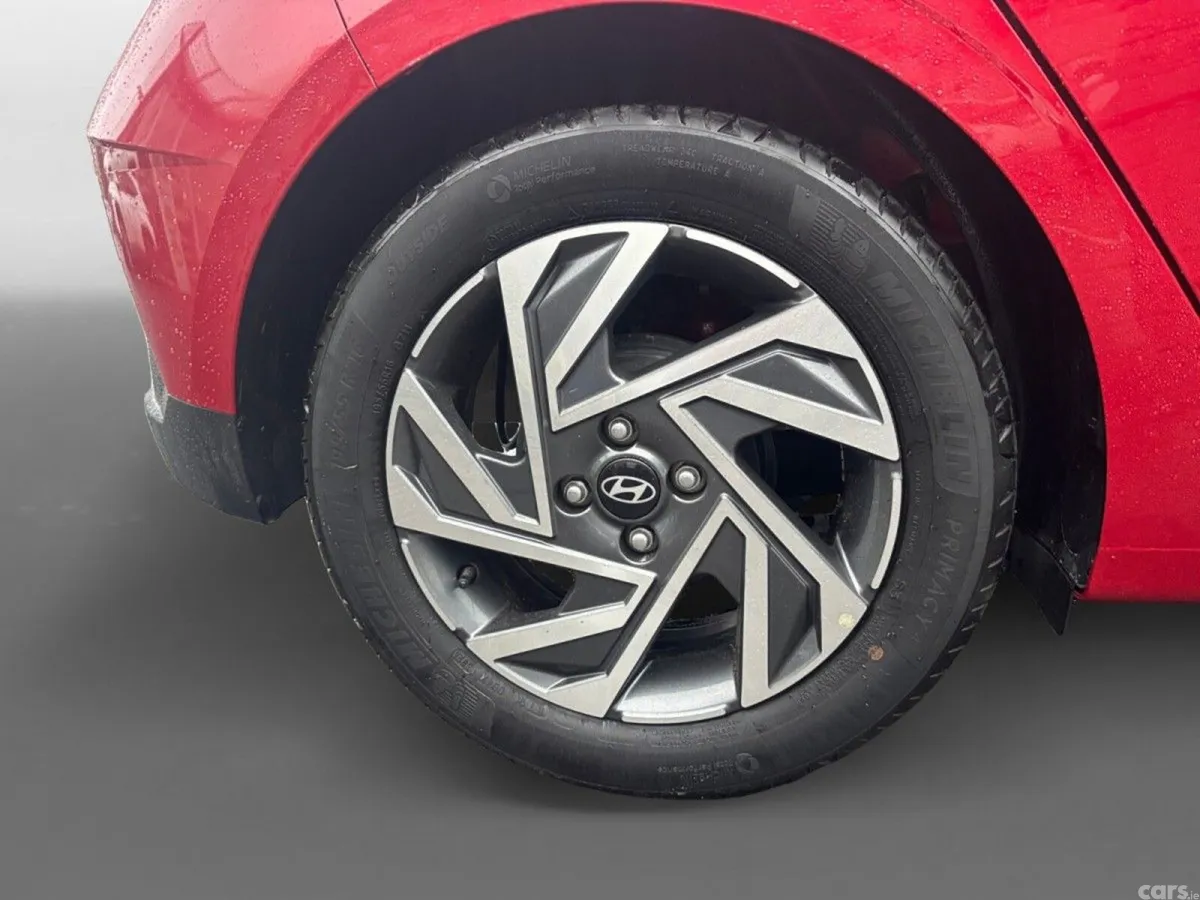 Hyundai i20 Hatchback, Petrol, 2024, Red