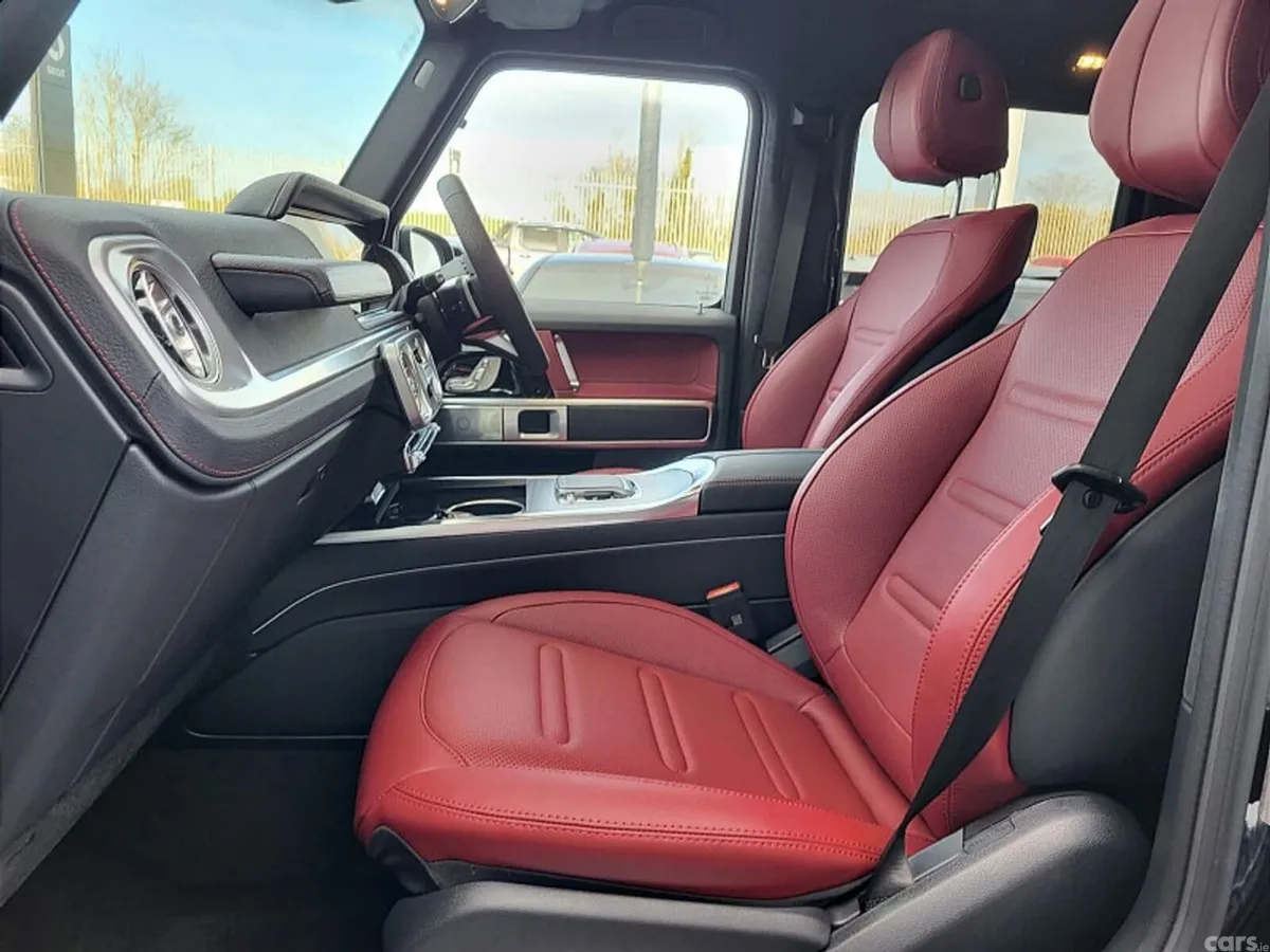 Mercedes-Benz G-Class SUV, Diesel, 2027, Black