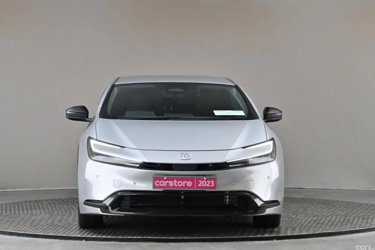 Toyota Prius Hatchback, Petrol Hybrid, 2023, Silver