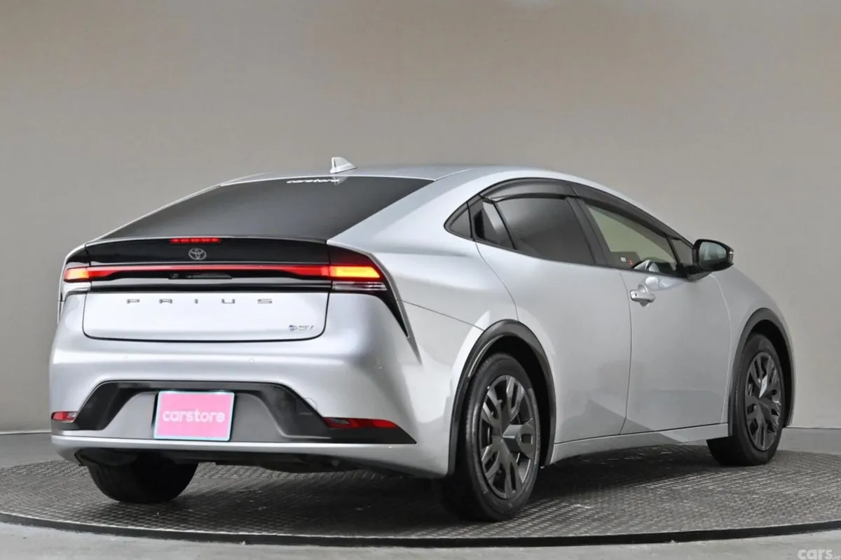 Toyota Prius Hatchback, Petrol Hybrid, 2023, Silver
