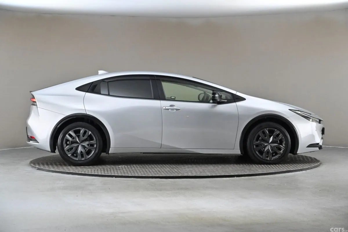Toyota Prius Hatchback, Petrol Hybrid, 2023, Silver