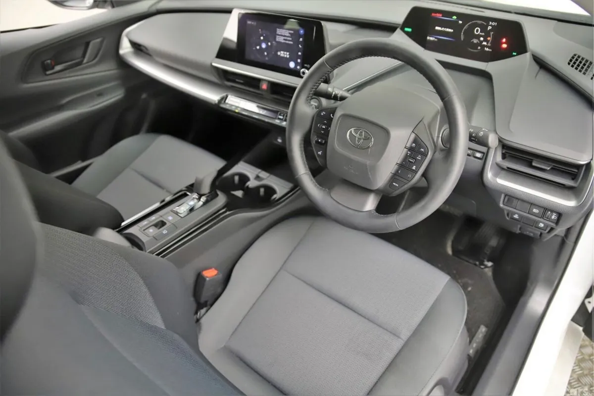 Toyota Prius Hatchback, Petrol Hybrid, 2023, Silver