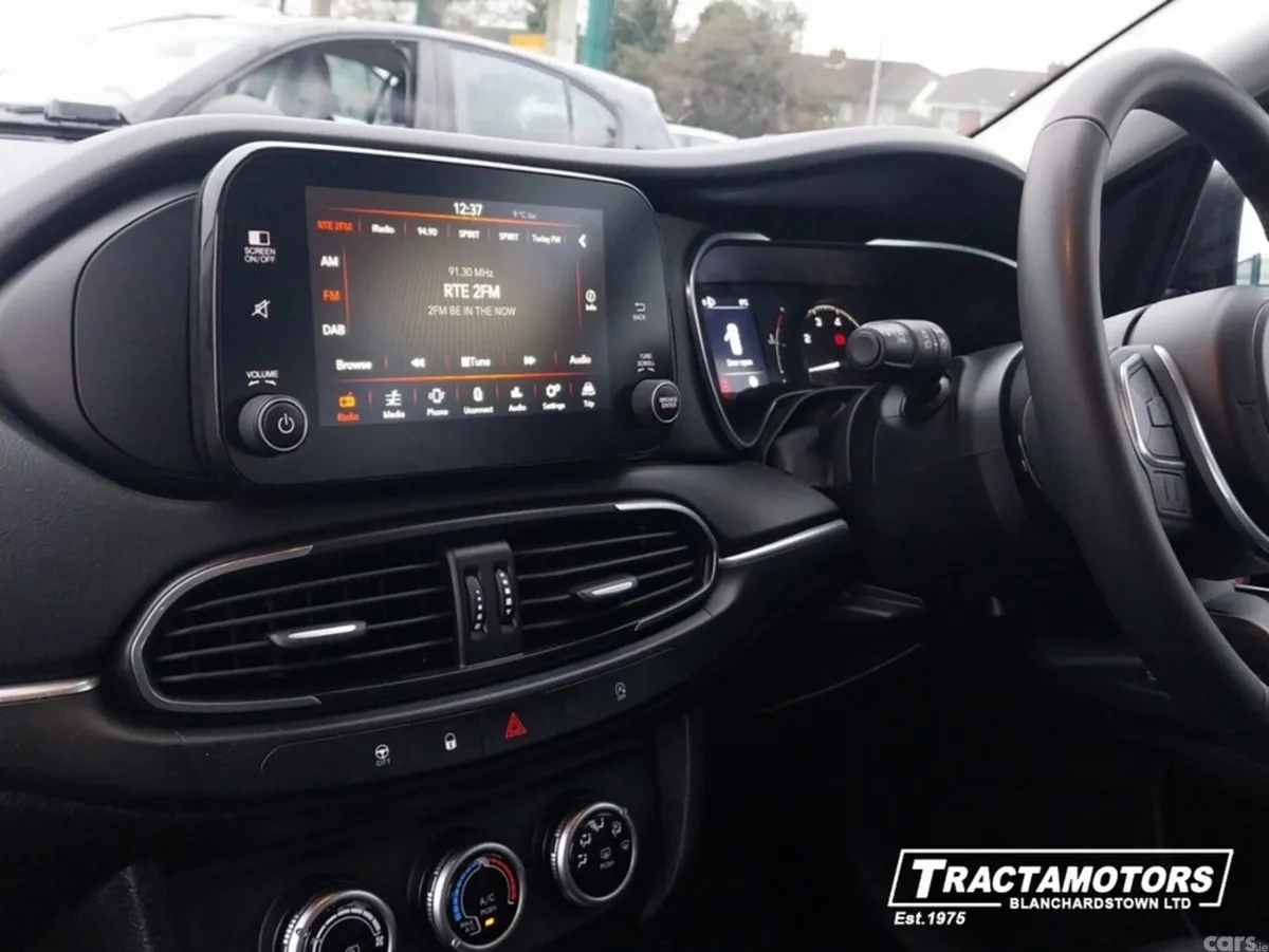 Fiat Tipo Hatchback, Petrol, 2023, Orange