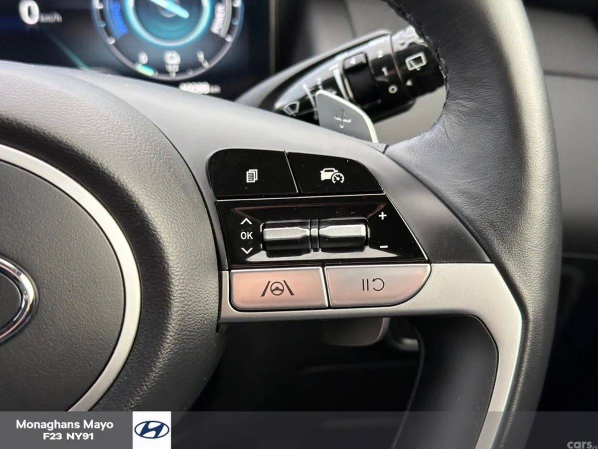 Hyundai Tucson MPV, Petrol Plug-in Hybrid, 2023, Grey