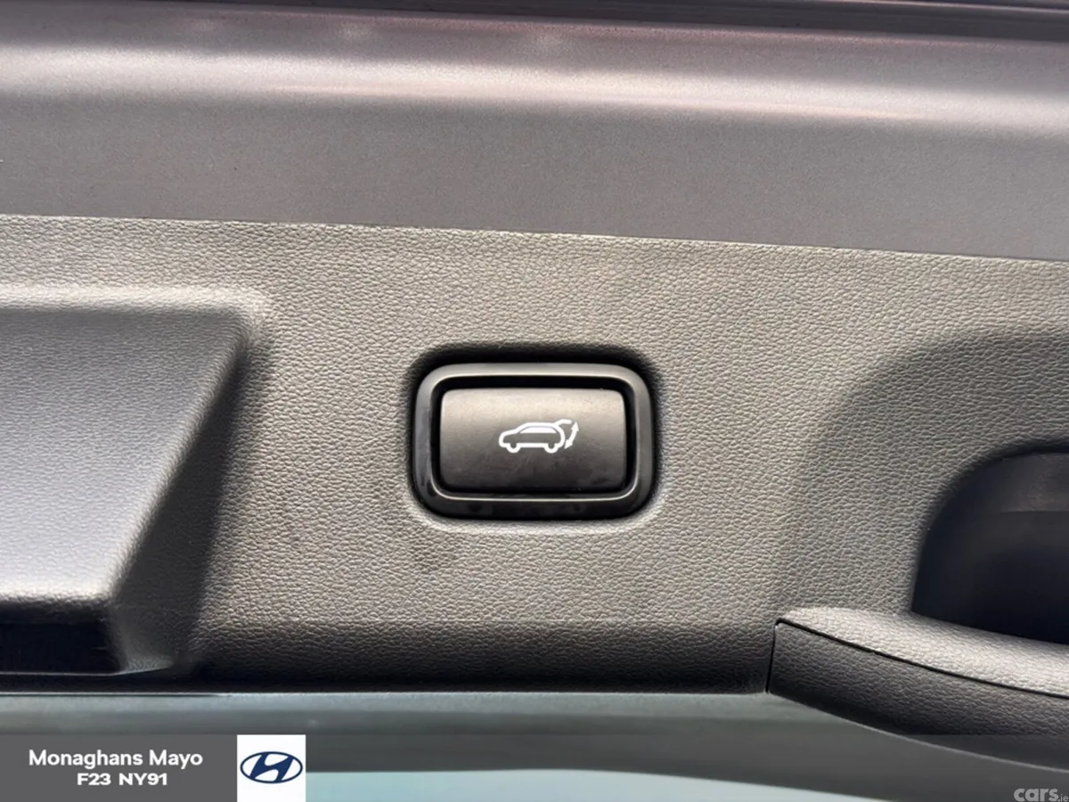 Hyundai Tucson MPV, Petrol Plug-in Hybrid, 2023, Grey