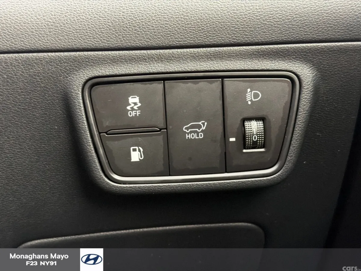 Hyundai Tucson MPV, Petrol Plug-in Hybrid, 2023, Grey