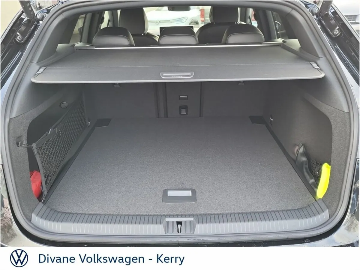 Volkswagen ID.7 Estate, Electric, 2027, Black