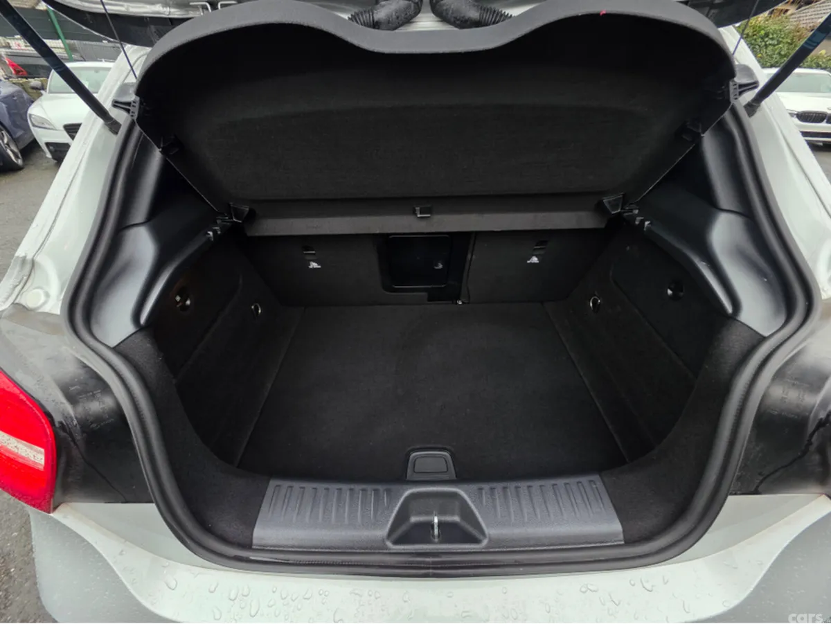 Mercedes-Benz A-Class Hatchback, Petrol, 2015, Silver