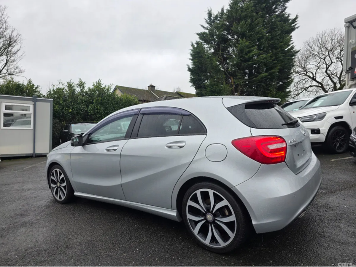 Mercedes-Benz A-Class Hatchback, Petrol, 2015, Silver