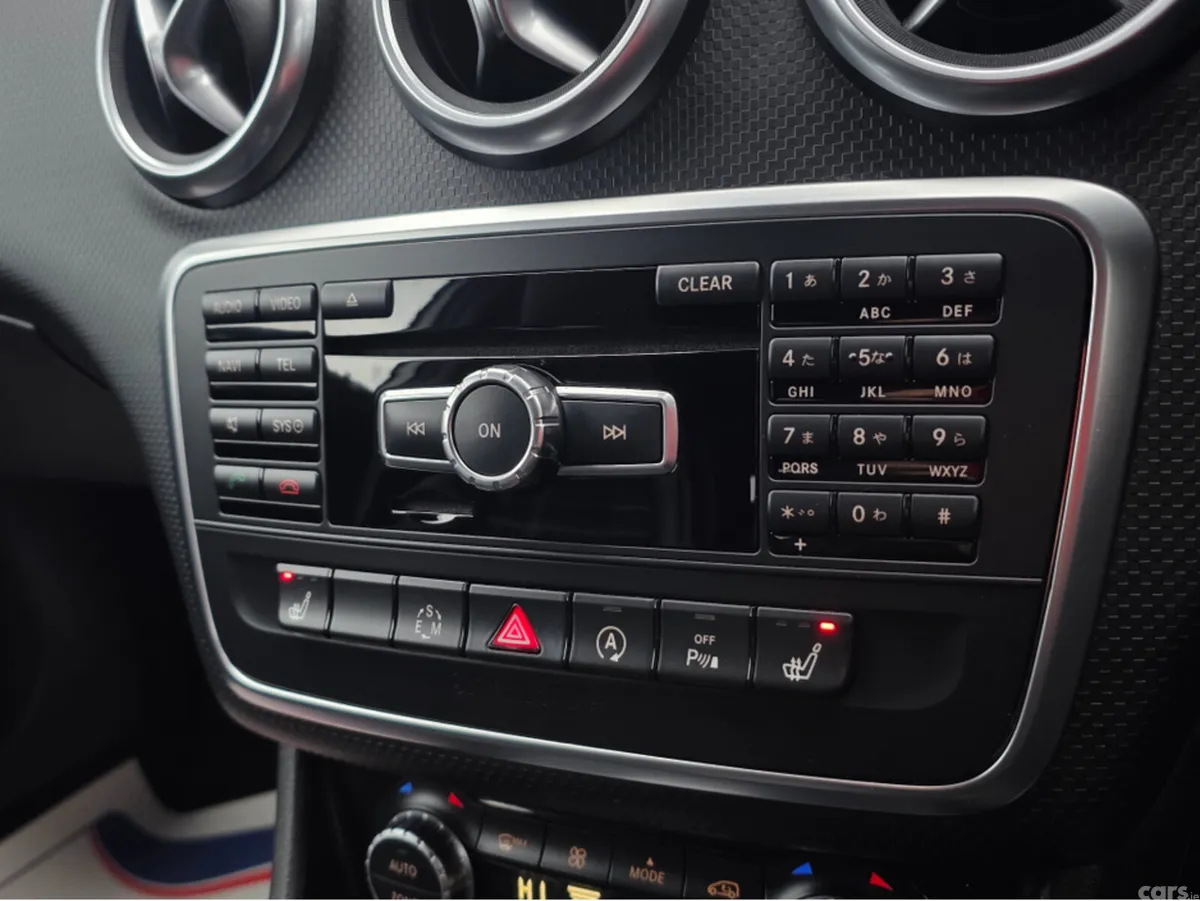 Mercedes-Benz A-Class Hatchback, Petrol, 2015, Silver