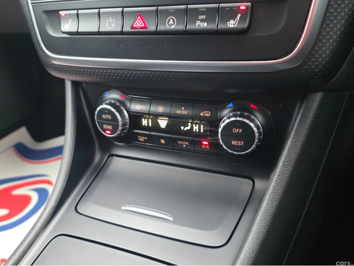 Mercedes-Benz A-Class Hatchback, Petrol, 2015, Silver