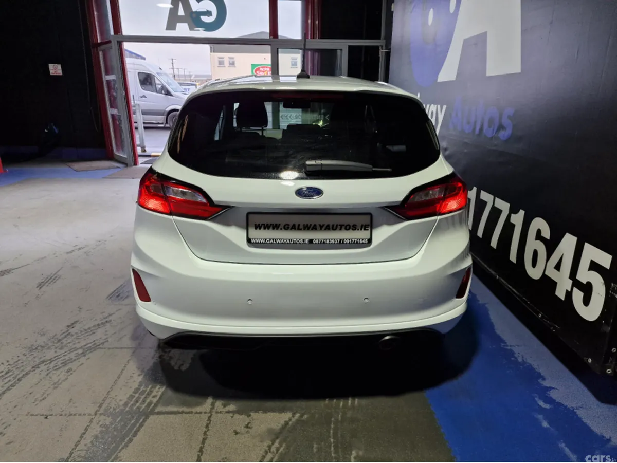 Ford Fiesta Hatchback, Petrol, 2023, White