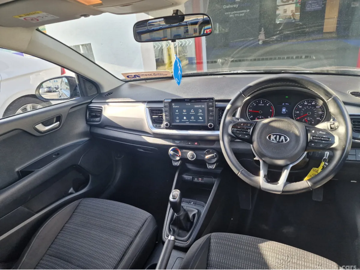Kia Stonic Hatchback, Diesel, 2018, Grey