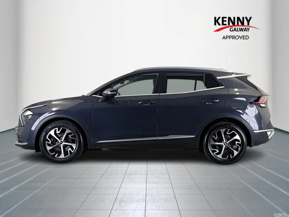 Kia Sportage MPV, Diesel, 2023, Grey