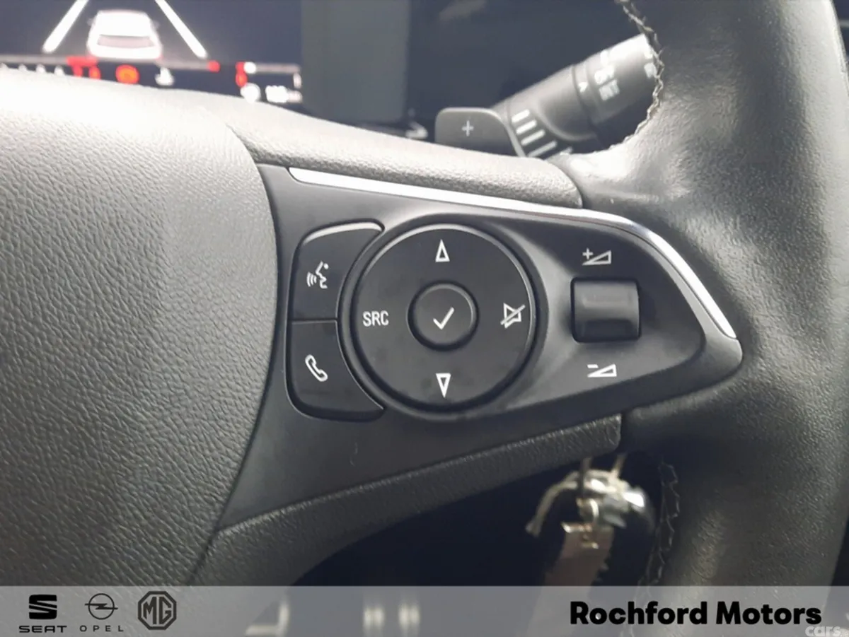 Opel Mokka MPV, Petrol, 2023, White