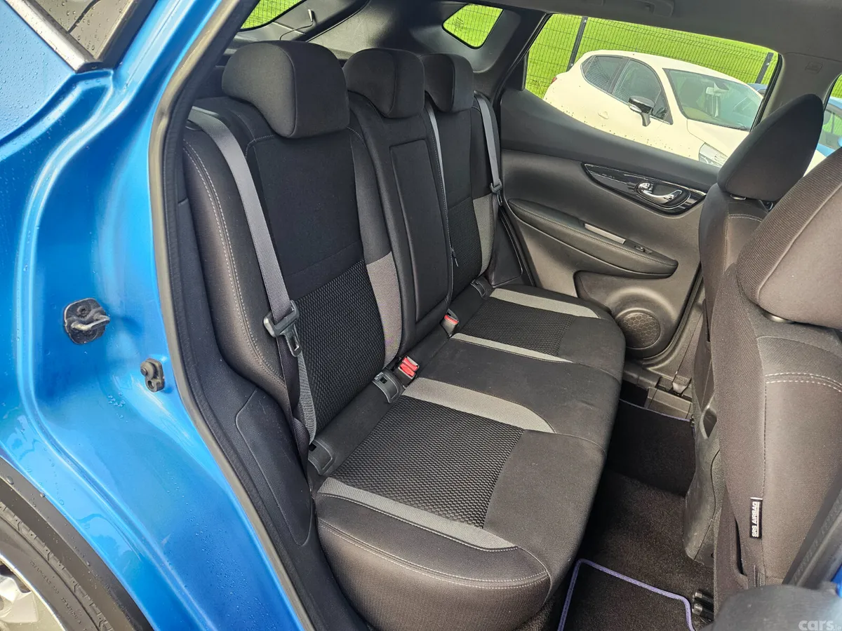 Nissan Qashqai SUV, Diesel, 2018, Blue