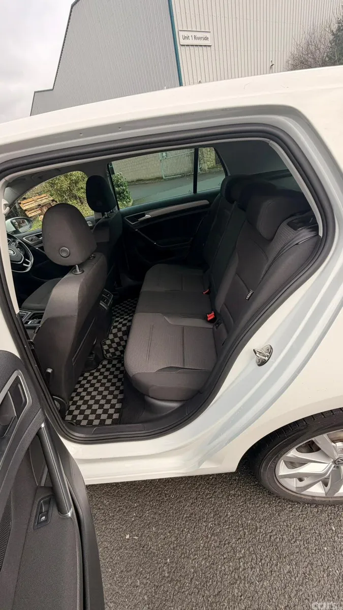 Volkswagen Golf Hatchback, Petrol, 2017, White