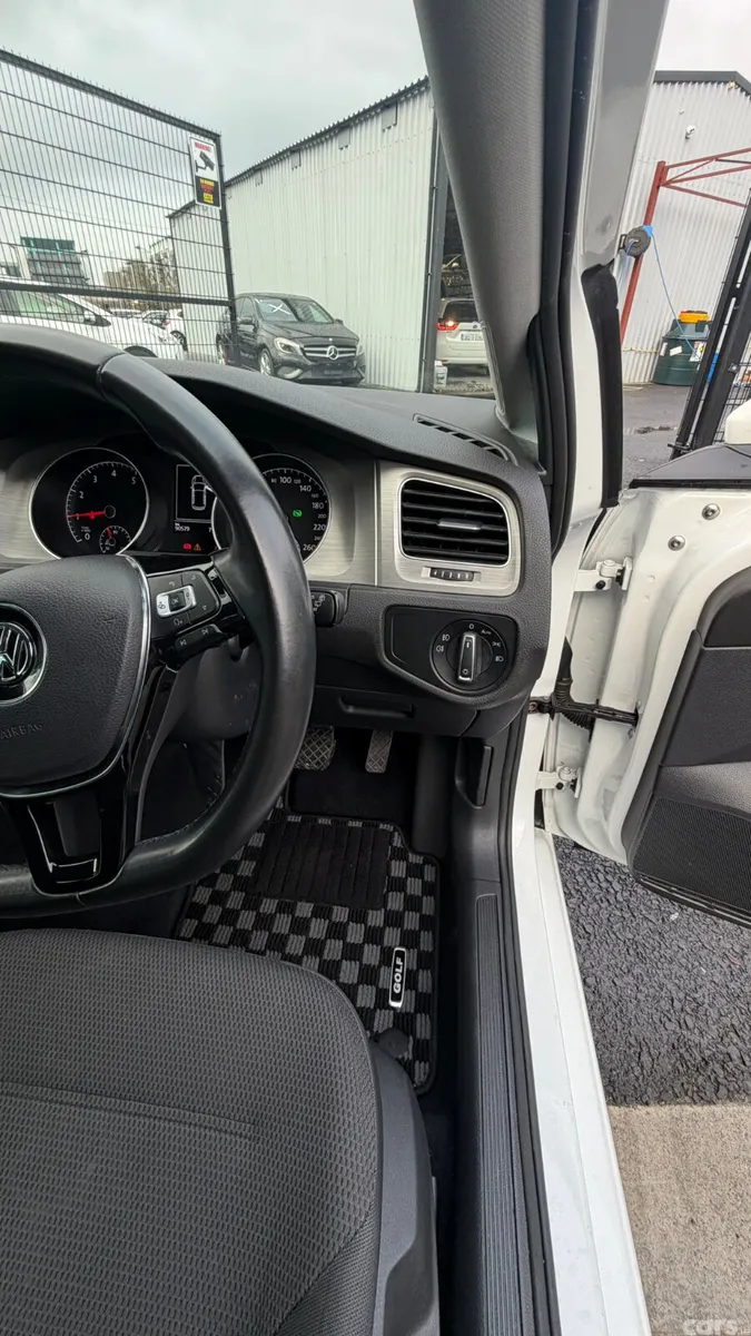 Volkswagen Golf Hatchback, Petrol, 2017, White