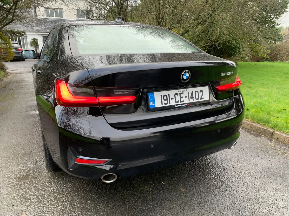 BMW 3-Series Saloon, Diesel, 2019, Black