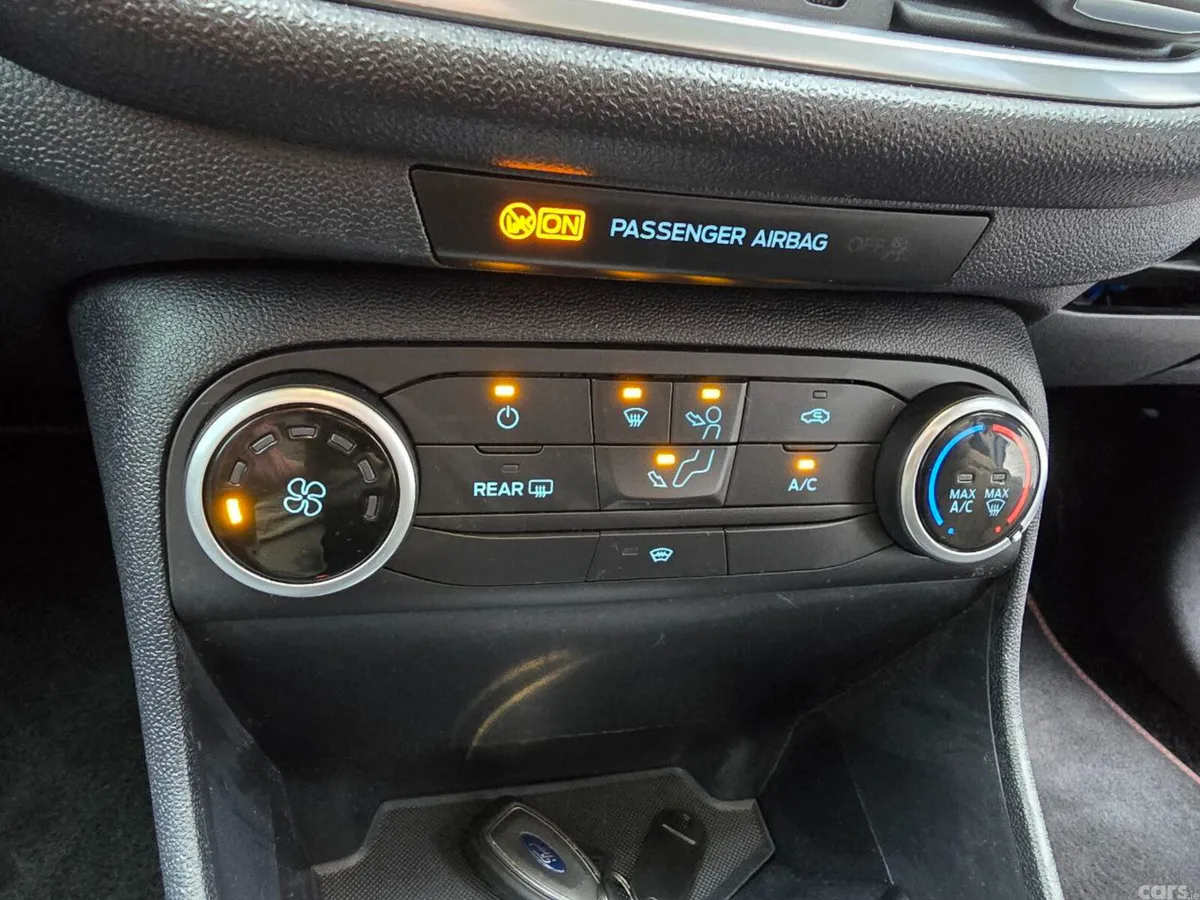 Ford Fiesta Hatchback, Petrol, 2021, Black