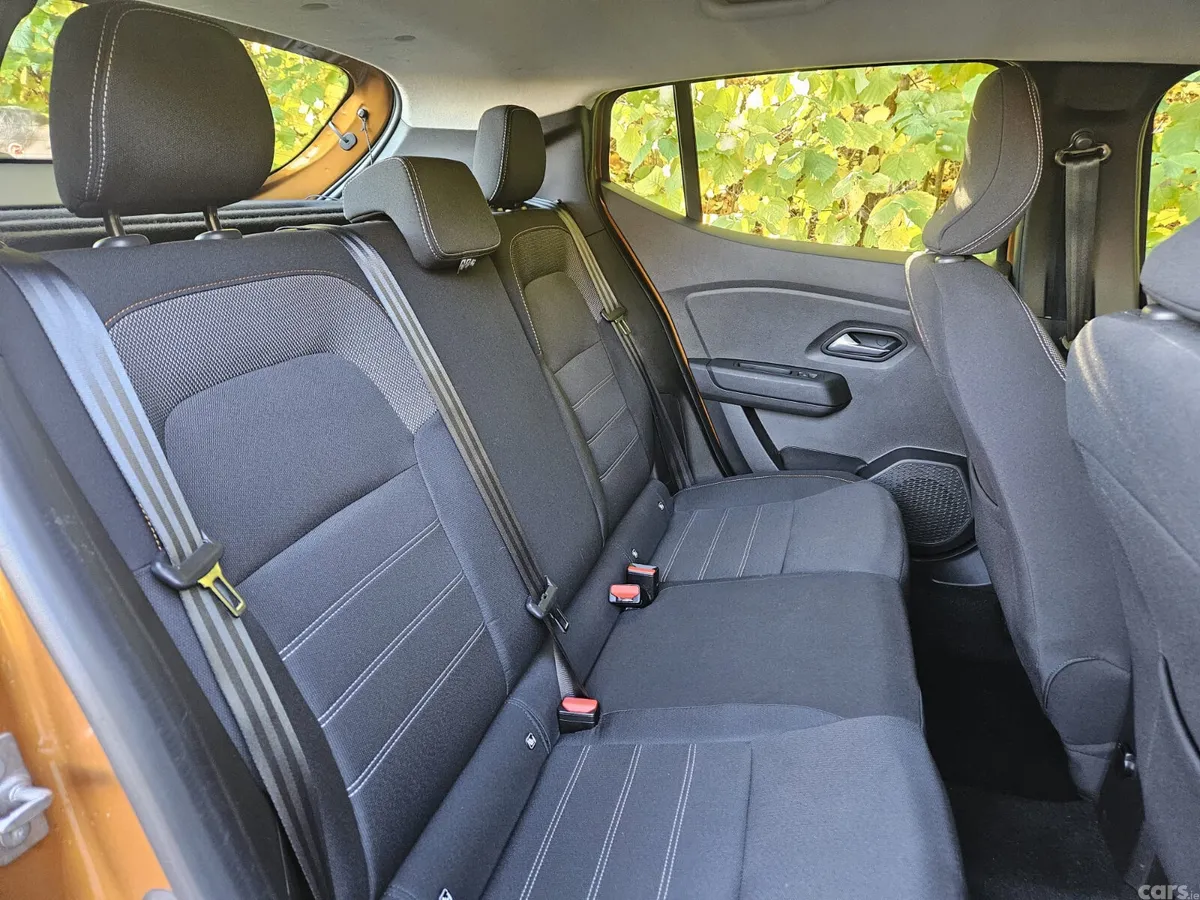 Dacia Sandero Stepway Hatchback, Petrol, 2021, Orange