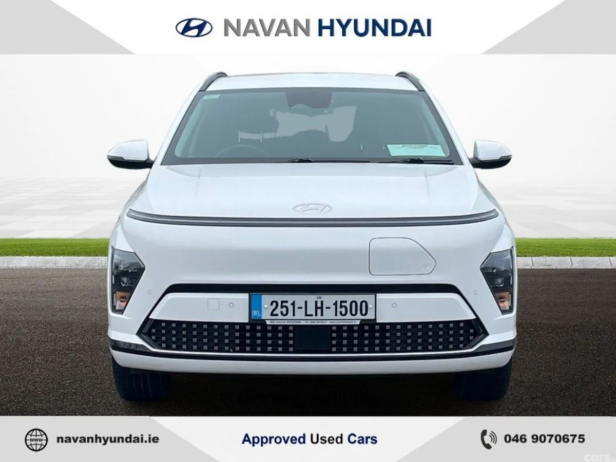 Hyundai KONA MPV, Electric, 2025, White