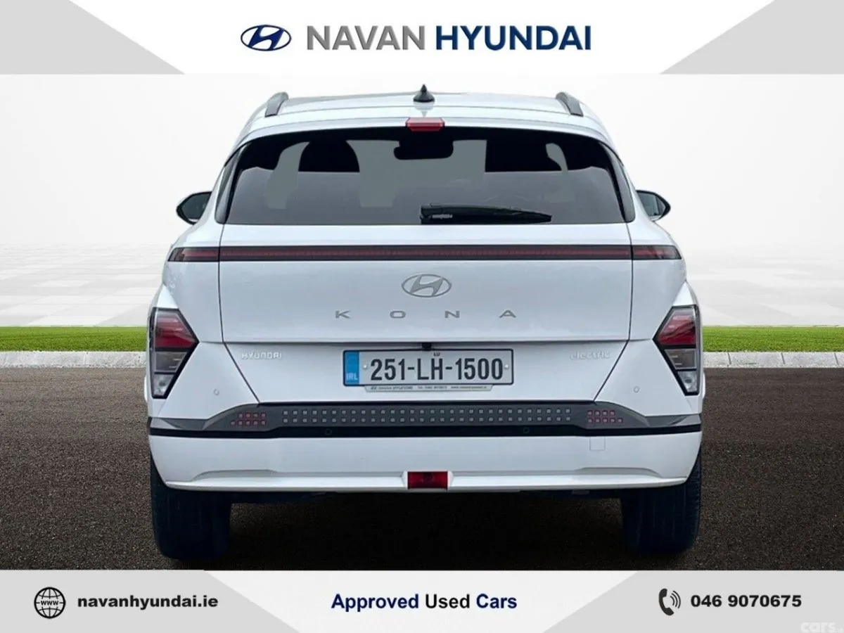 Hyundai KONA MPV, Electric, 2025, White