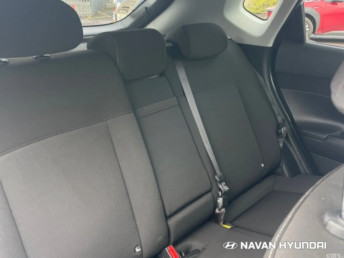 Hyundai KONA MPV, Electric, 2025, White