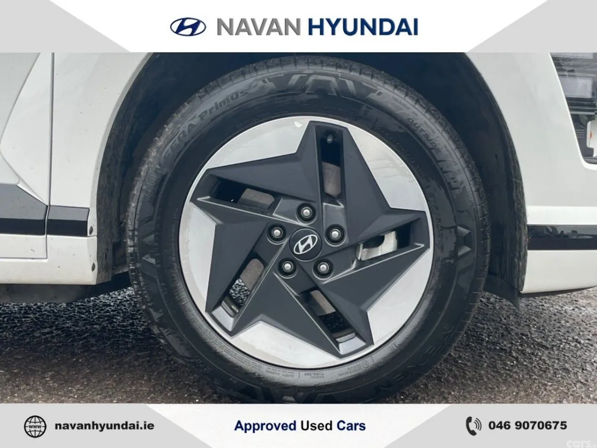 Hyundai KONA MPV, Electric, 2025, White