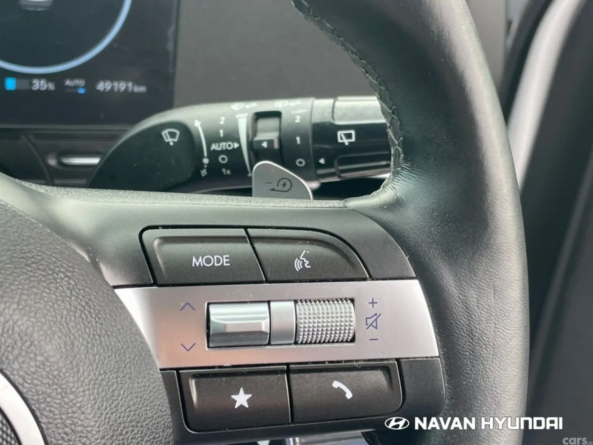 Hyundai KONA MPV, Electric, 2025, White