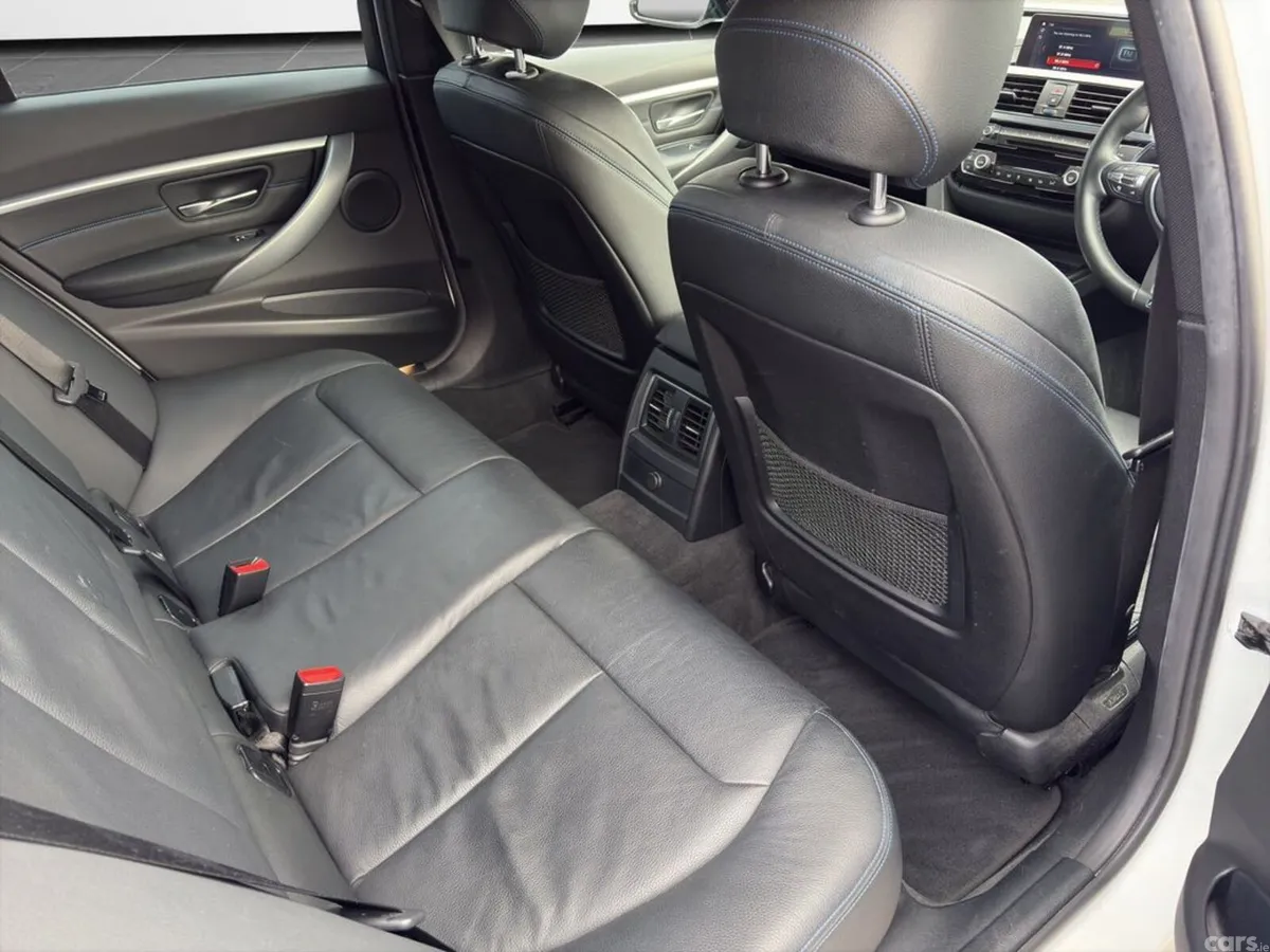 BMW 3-Series Estate, Diesel, 2018, White