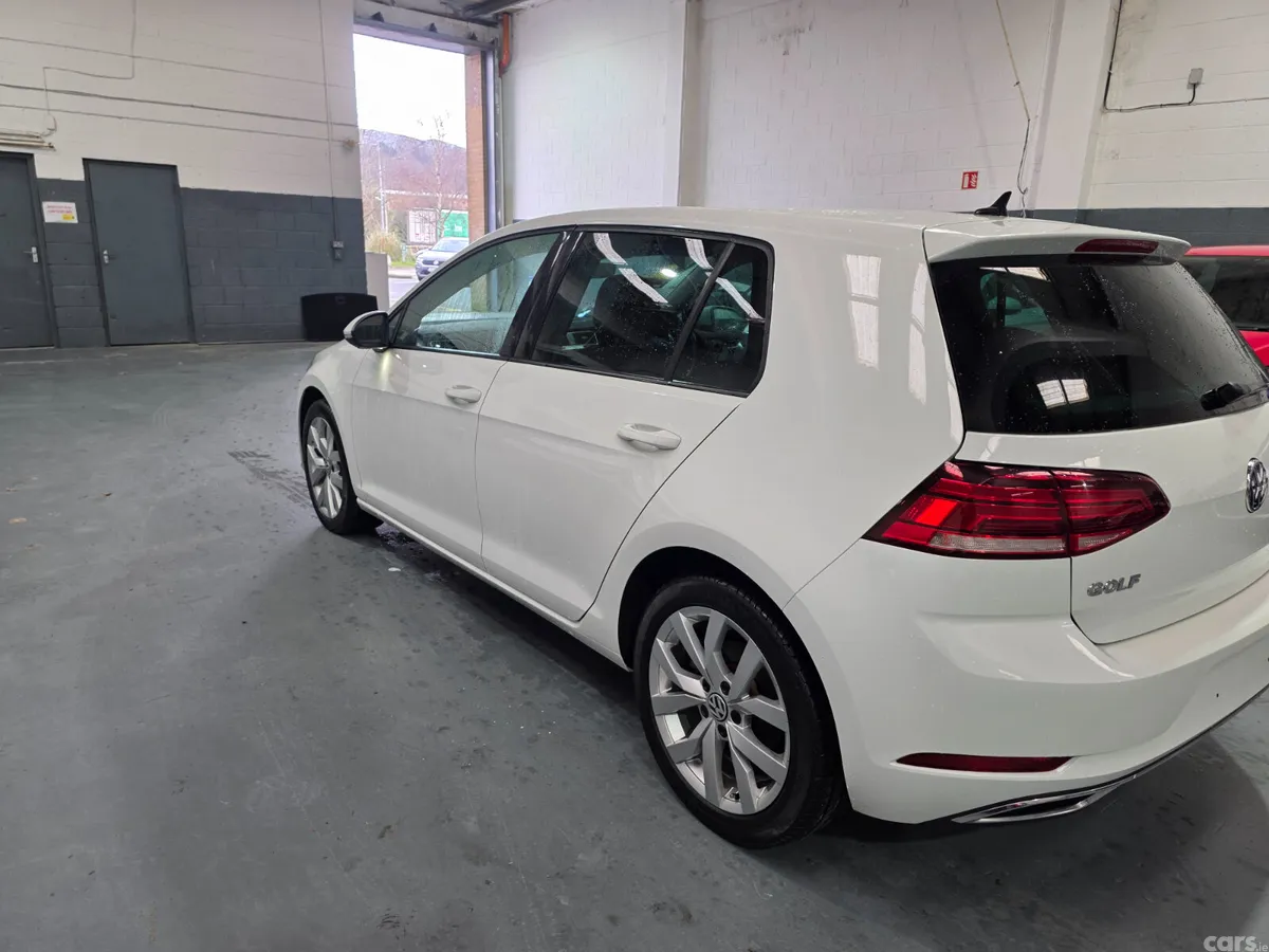 Volkswagen Golf Hatchback, Petrol, 2018, White