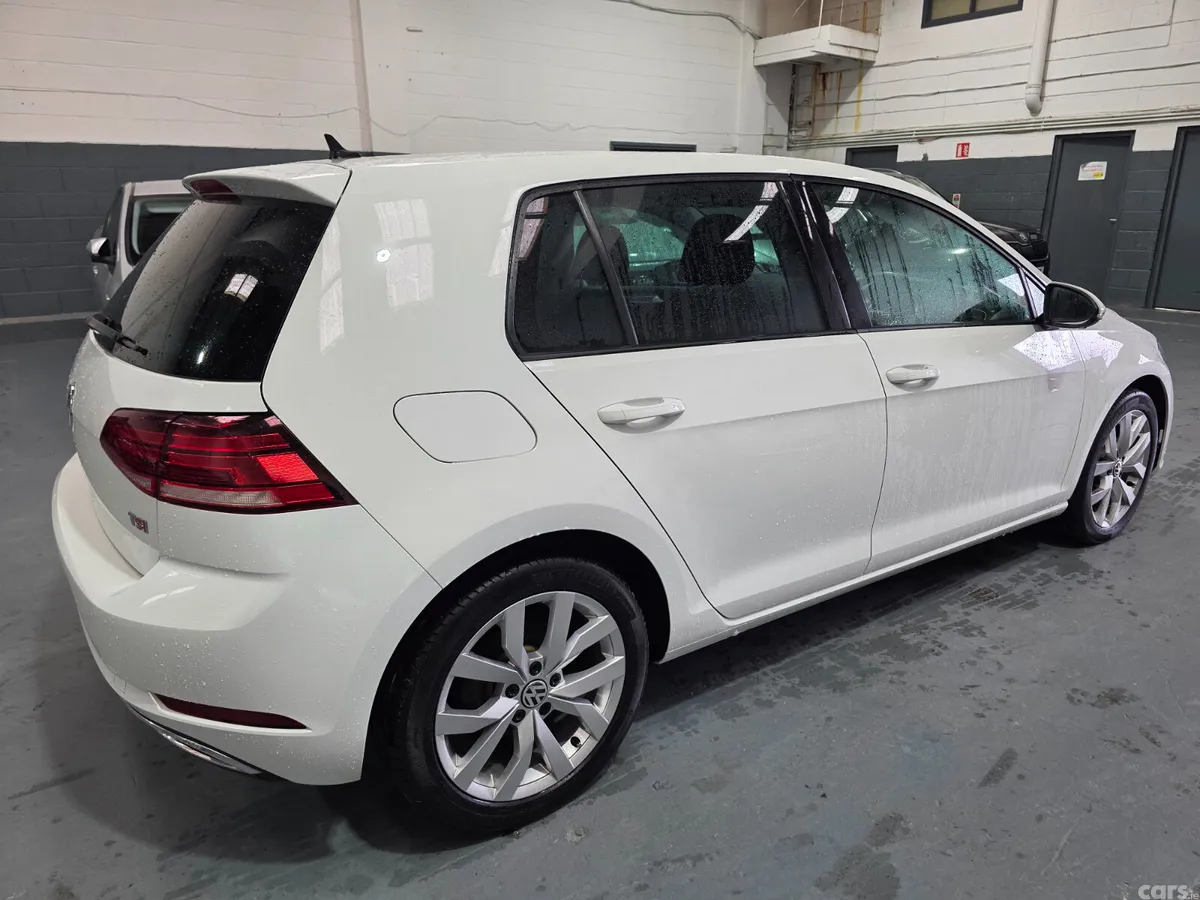 Volkswagen Golf Hatchback, Petrol, 2018, White
