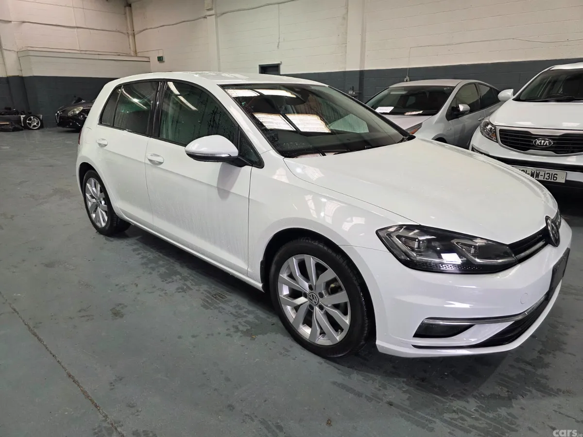 Volkswagen Golf Hatchback, Petrol, 2018, White