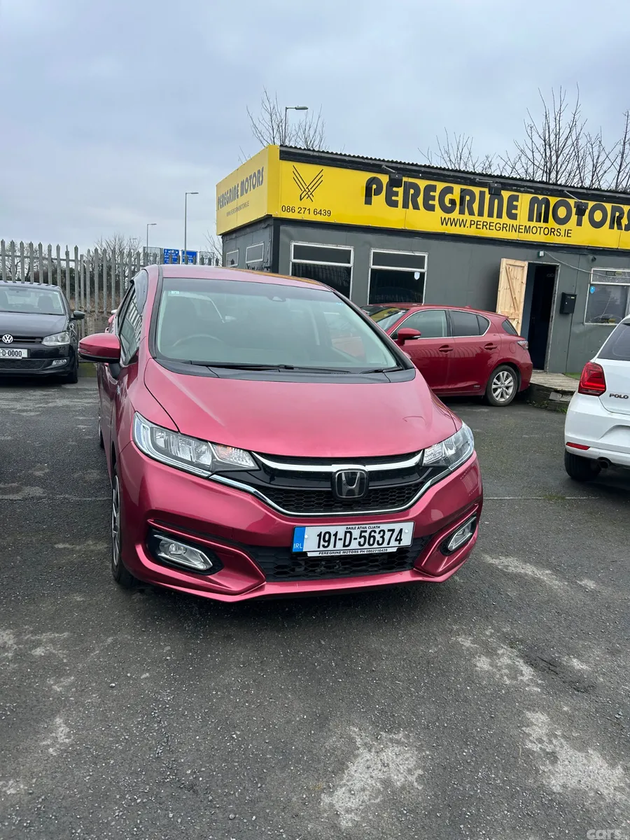 Honda Fit Hatchback, Petrol Hybrid, 2019, Red