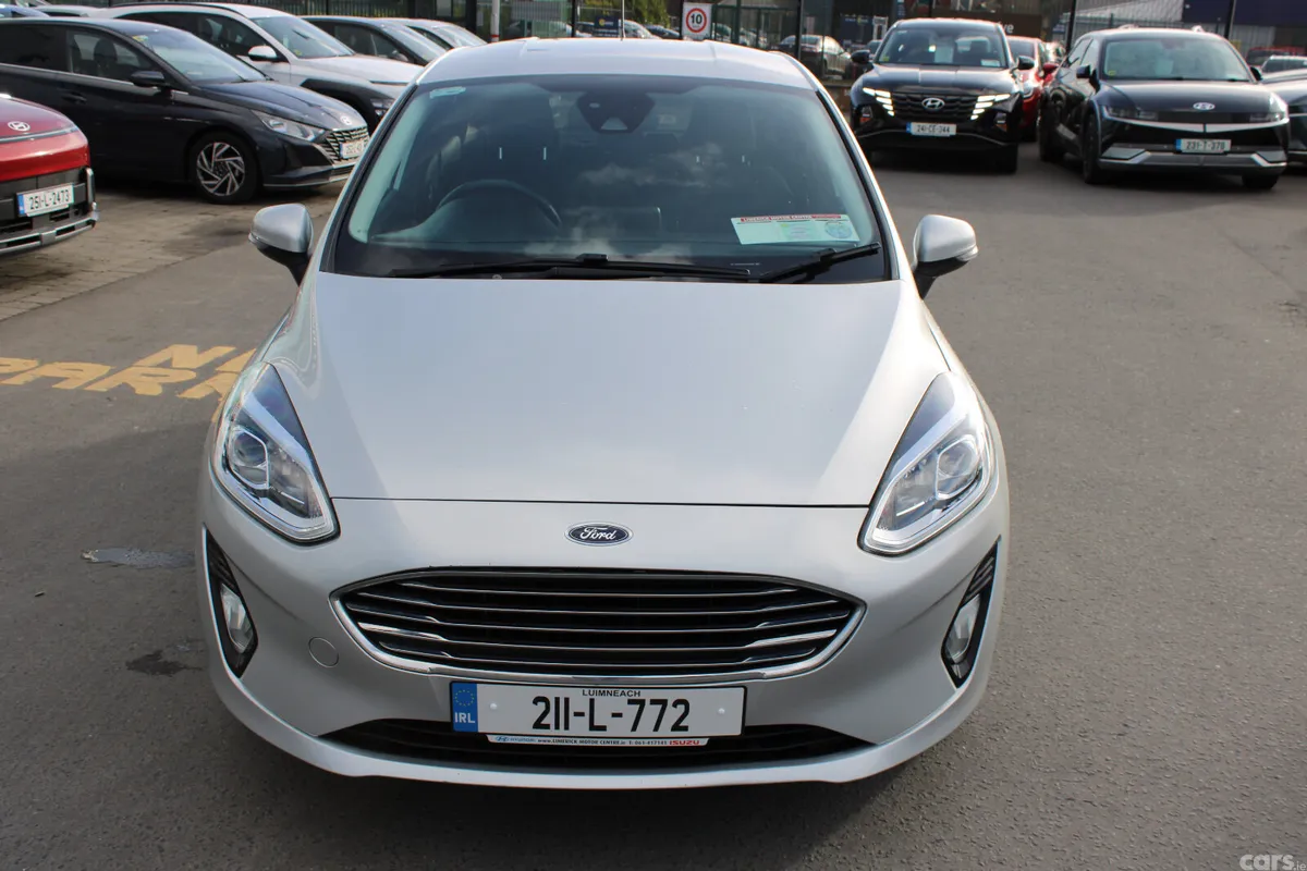 Ford Fiesta Hatchback, Petrol, 2021, Grey