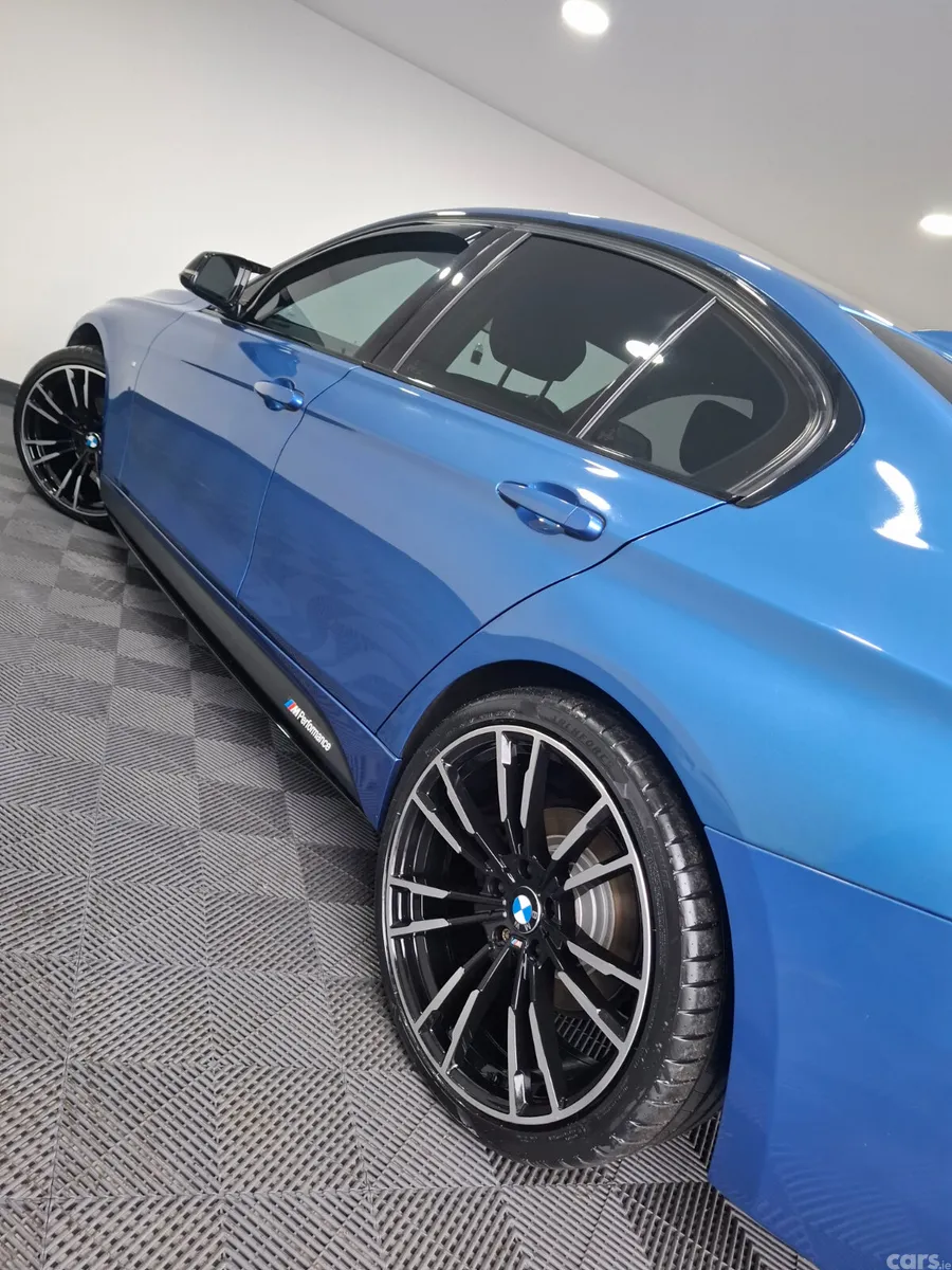BMW 3-Series Saloon, Diesel, 2016, Blue