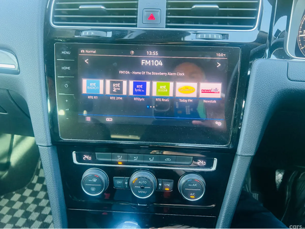 Volkswagen Golf Estate, Petrol, 2019, Black